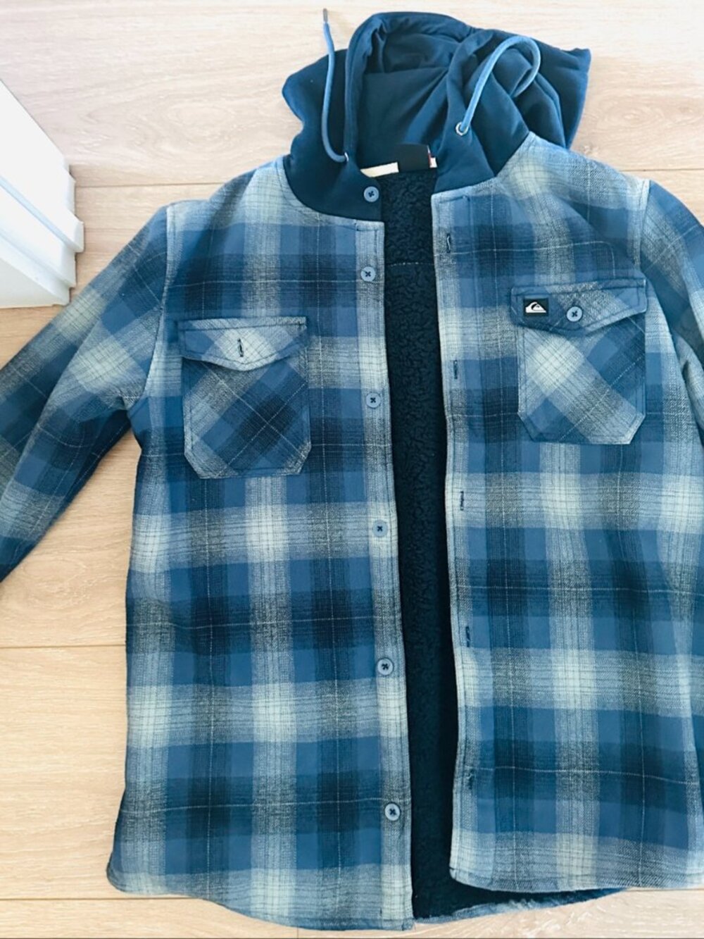 Quiksilver Men's Hooded Flannel Shirt Jacket Blue Plaid Sherpa Lined M